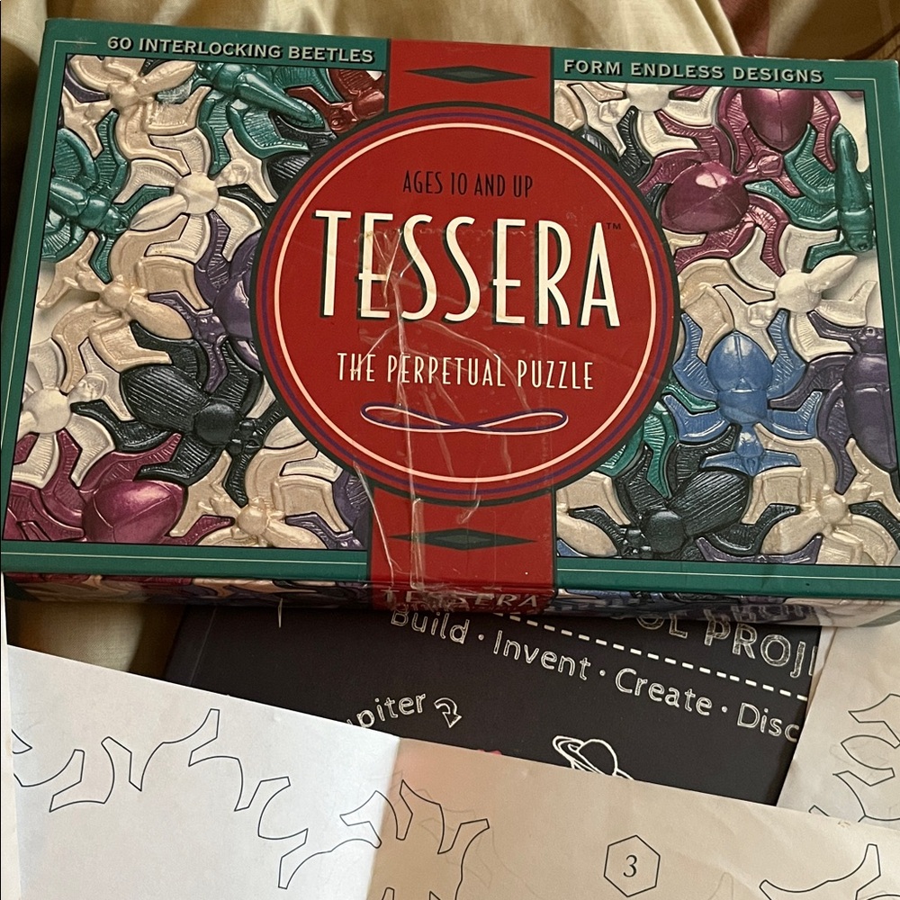 Vintage ‘96 Tessera perpetual puzzle interlocking beetles Age 6+ in box 41 bugs